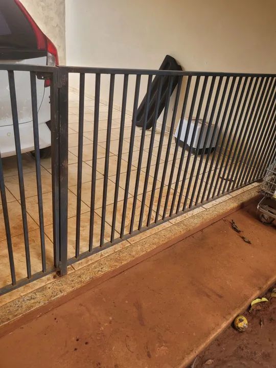 Grade/portão de aço 