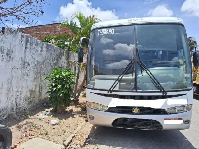 ônibus Rodoviário OF 1721 Mercedes Benz 2002 com ar DESATIVADO