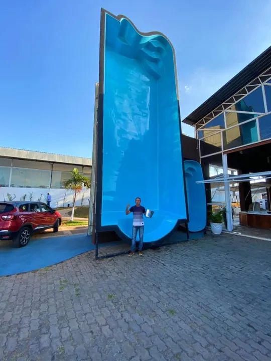 Piscina azul de fibra grande 10 metros com praia preço de fábrica 