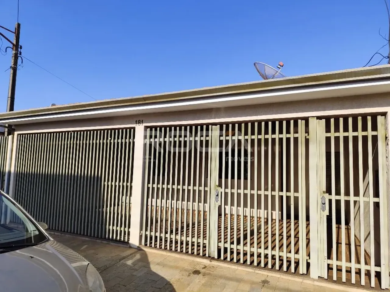 Casa padrão à venda e para locação na Vila Brasília, São Carlos