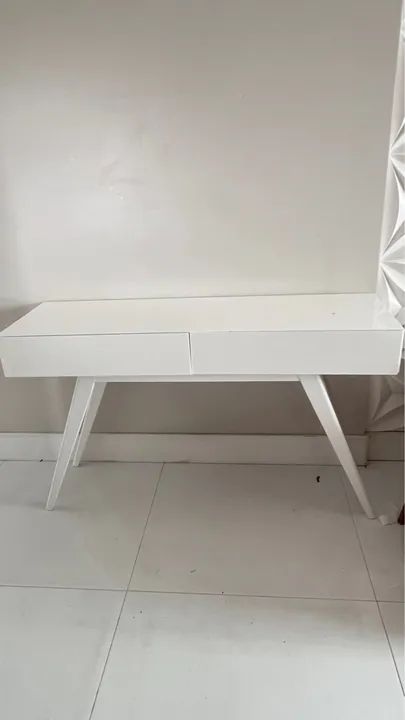 Aparador branco brilho mdf 1,35m