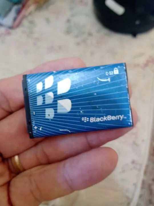 Vende-se Black Berry bateria  - Foto 3