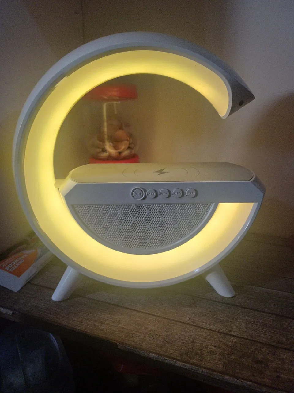 Caixa de Som Bluetooth Portátil com Luz Ambiente