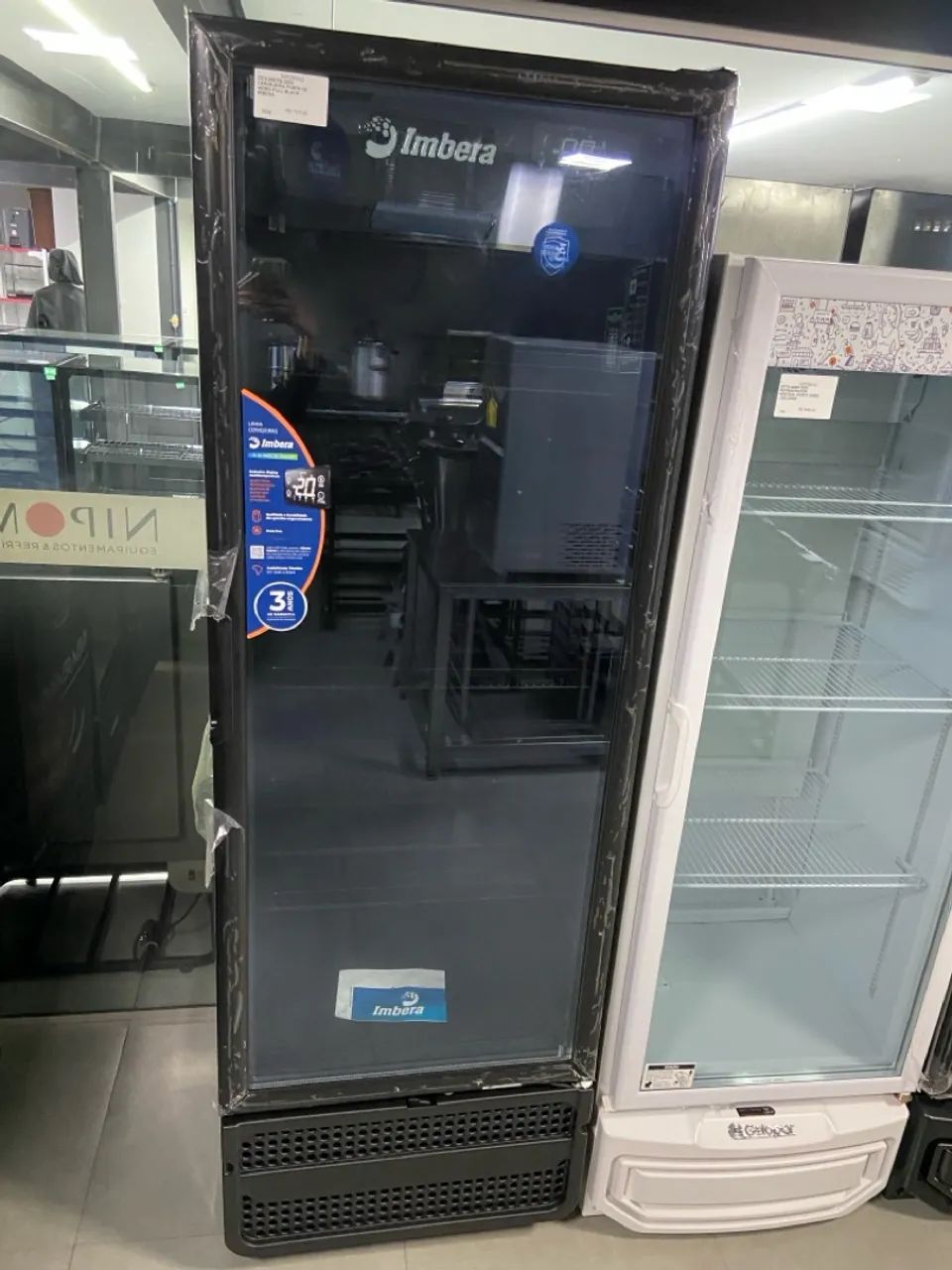 CCV-355 FB CERVEJEIRA PORTA DE VIDRO FULL BLACK - IMBERA