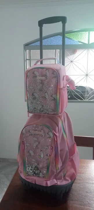 Mochila escolar infantil com rodinhas
