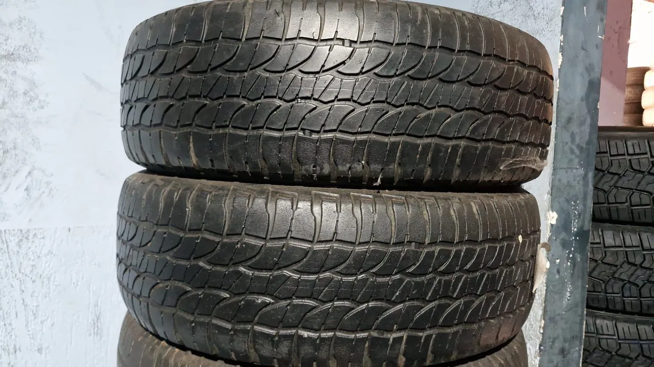 Par de pneus 225/65/16 Michelin