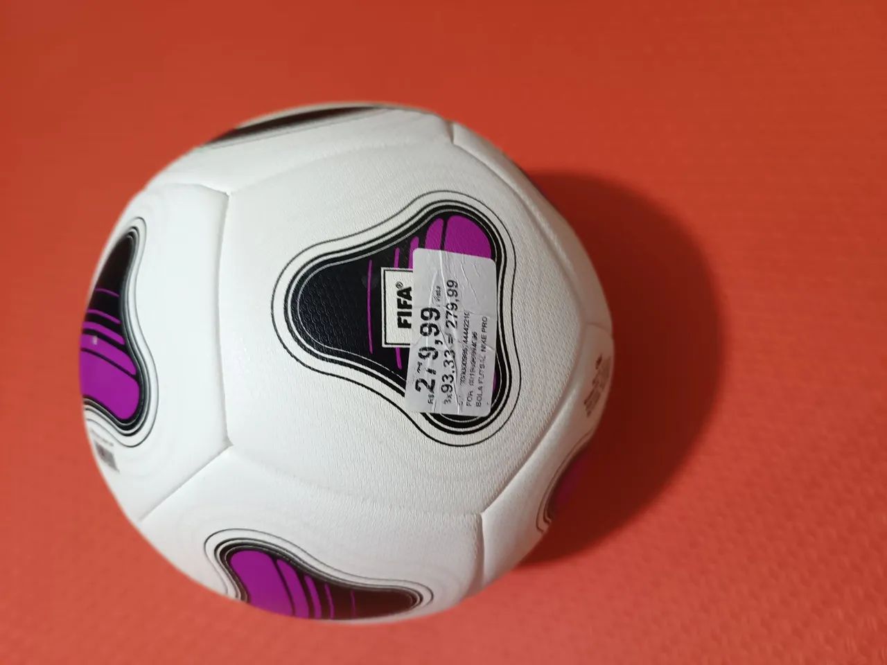 Bola de futebol de salão Nike nova  - Foto 2