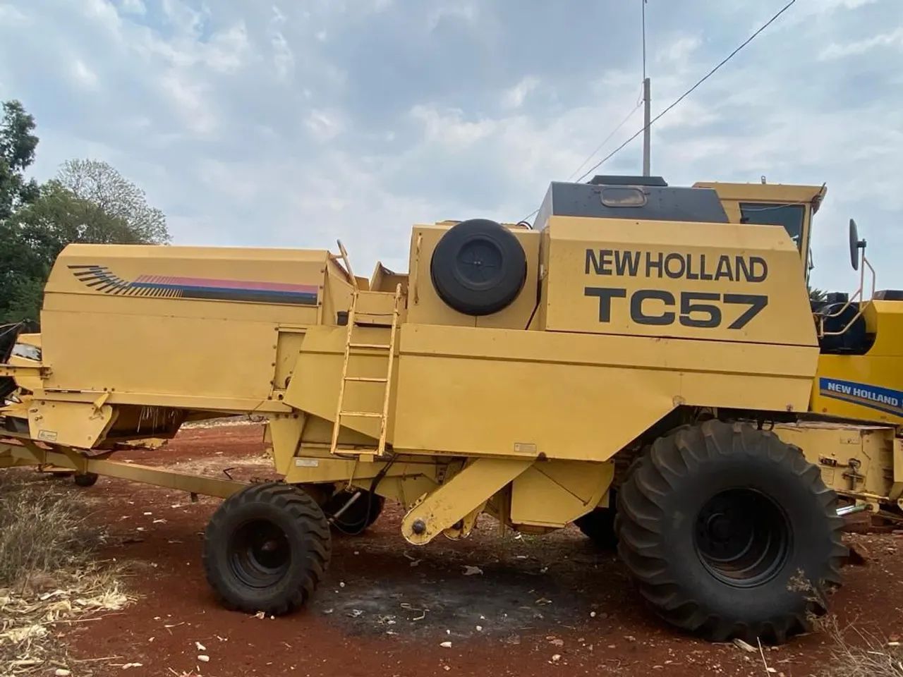 Colheitadeira New Holland TC57 - Foto 4