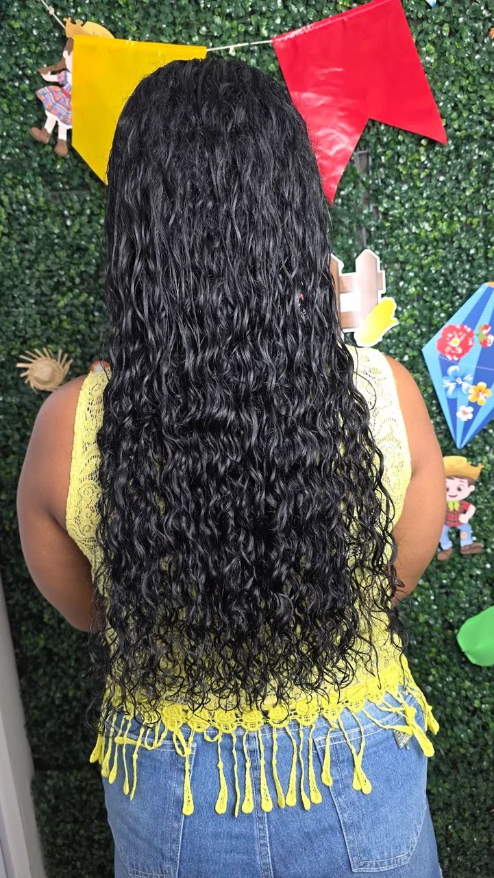 Cabelo humano cacheado com aplicação 100gm + aplicação 65cm 720