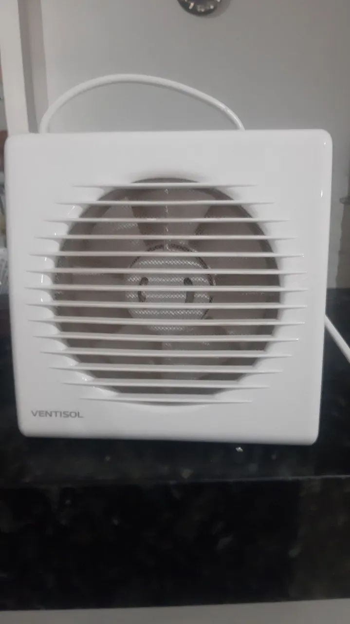 Vende se exaustor ótimo um mês de uso  200 reias preço negociavel - Foto 2