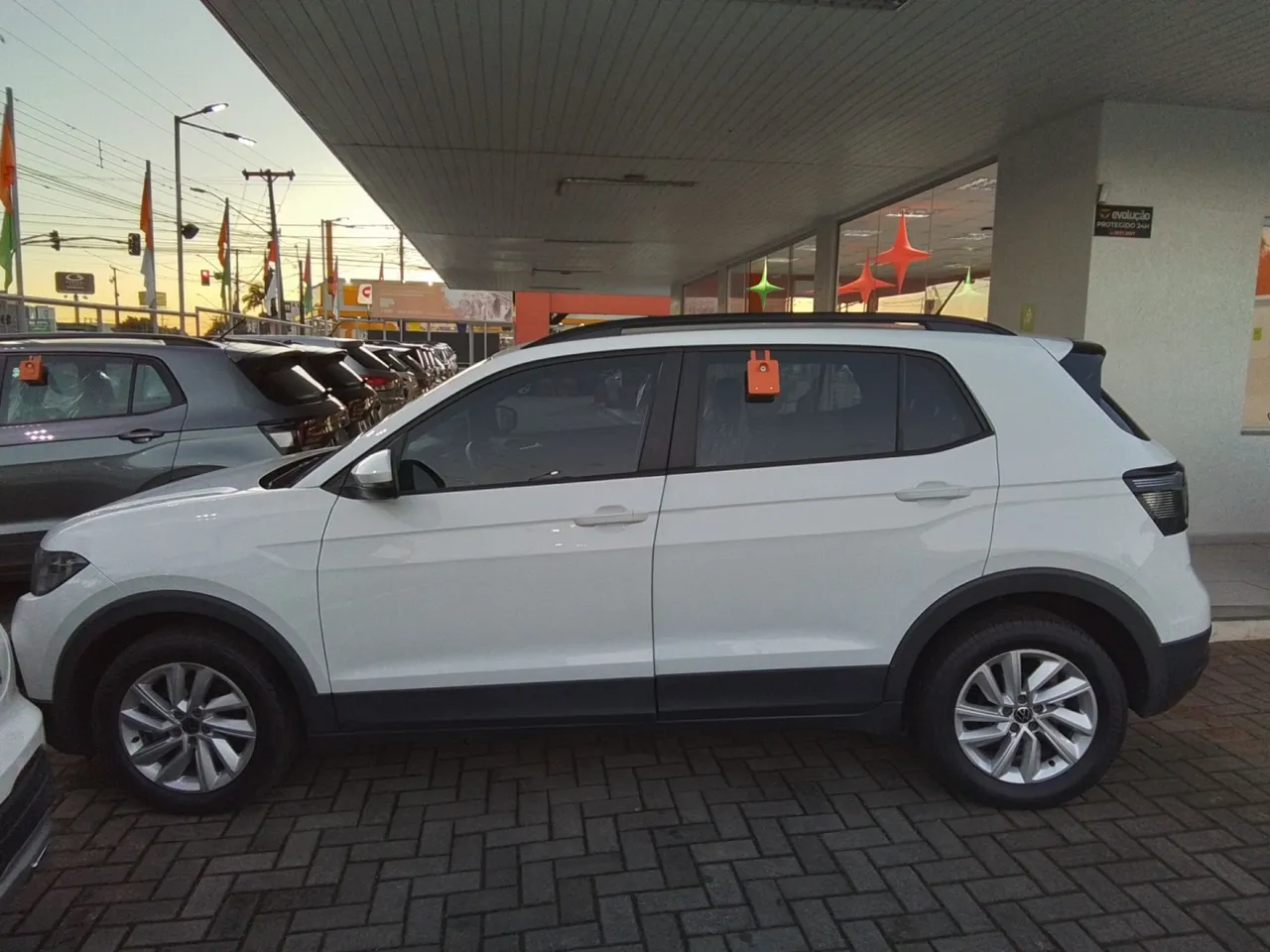 Volkswagen T-cross 2023 1.0 200 tsi total flex automático