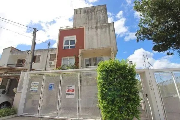 Casa Condominio em Porto Alegre, no bairro Ipanema, com 2 dormitório(s), e 2 ban