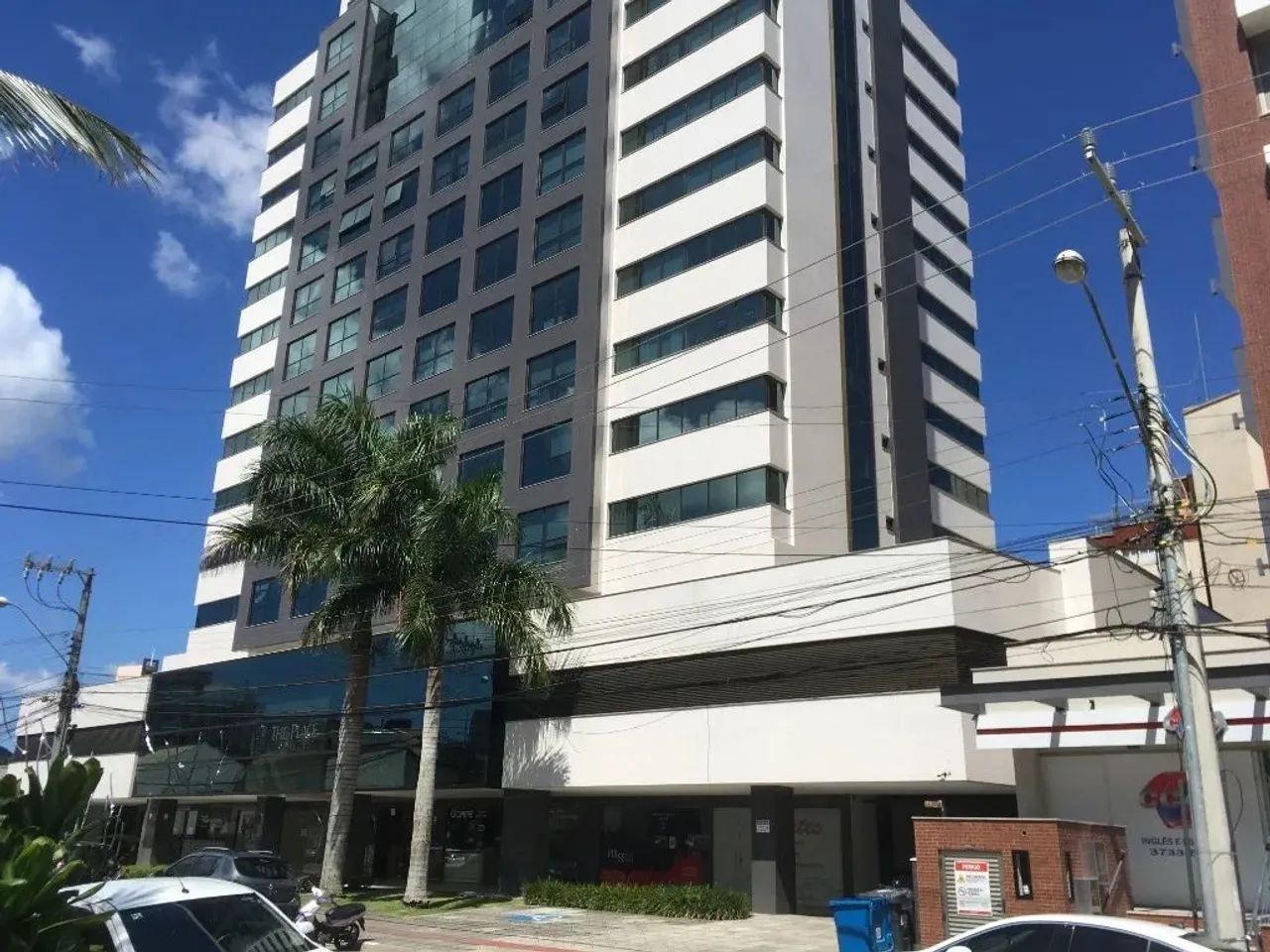 SALA COMERCIAL COM GARAGEM NA TRINDADE - FLORIANÓPOLIS - Foto 2