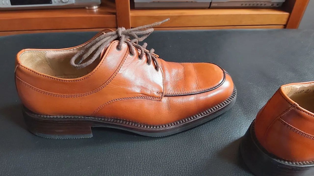 Sapato Social em couro legítimo da Fascar. Cor caramelo. Numeração 38BR. - Foto 3