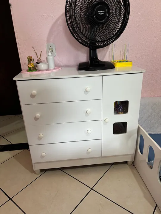 Cômoda + roupeiro