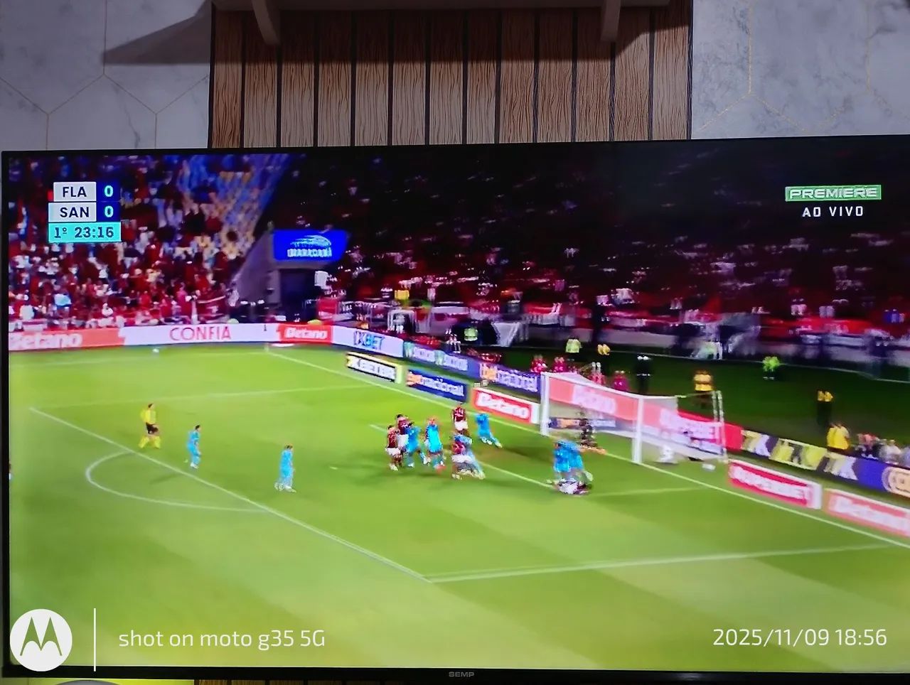 Vendo TV 50 polegadas Semp  - Foto 3