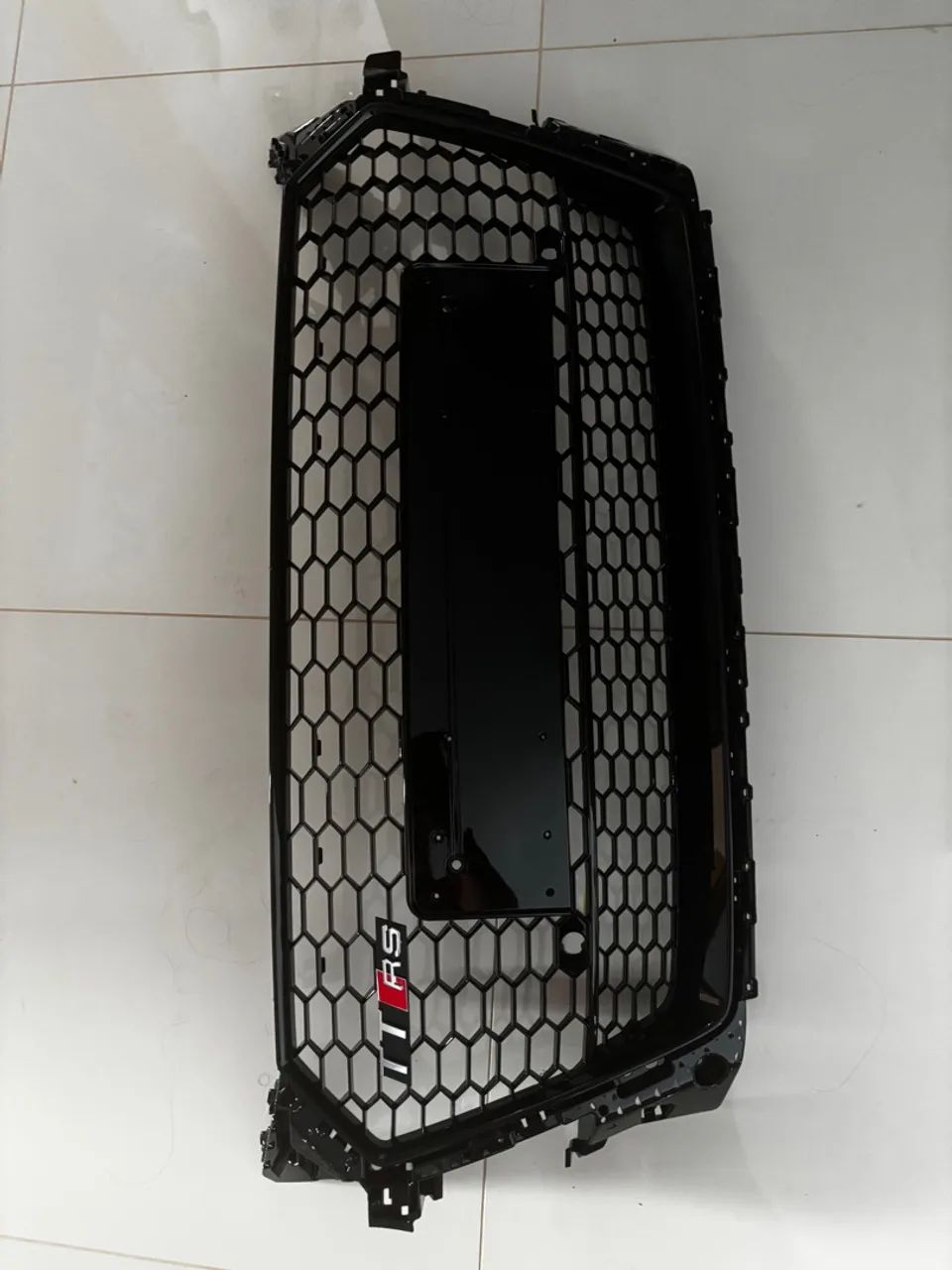 Grade frontal Audi TT RS 2016