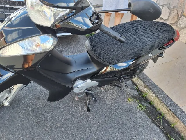 Vendo BIZ 125 ES, ANO 2014. PRONTA PARA USAR