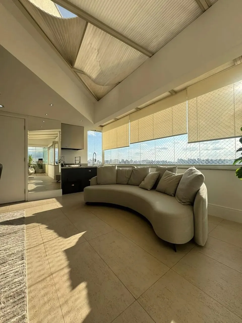 Cobertura Duplex M0BILIADA para aluguel OU venda , 3 SUITES 4 VGS 227m²