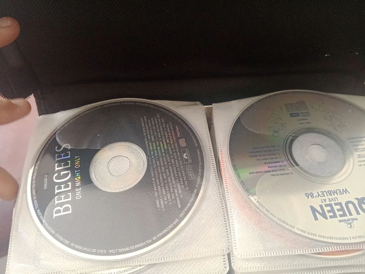Coleção de CDs Variados estojos com 50 CDs música e filmes - Foto 2