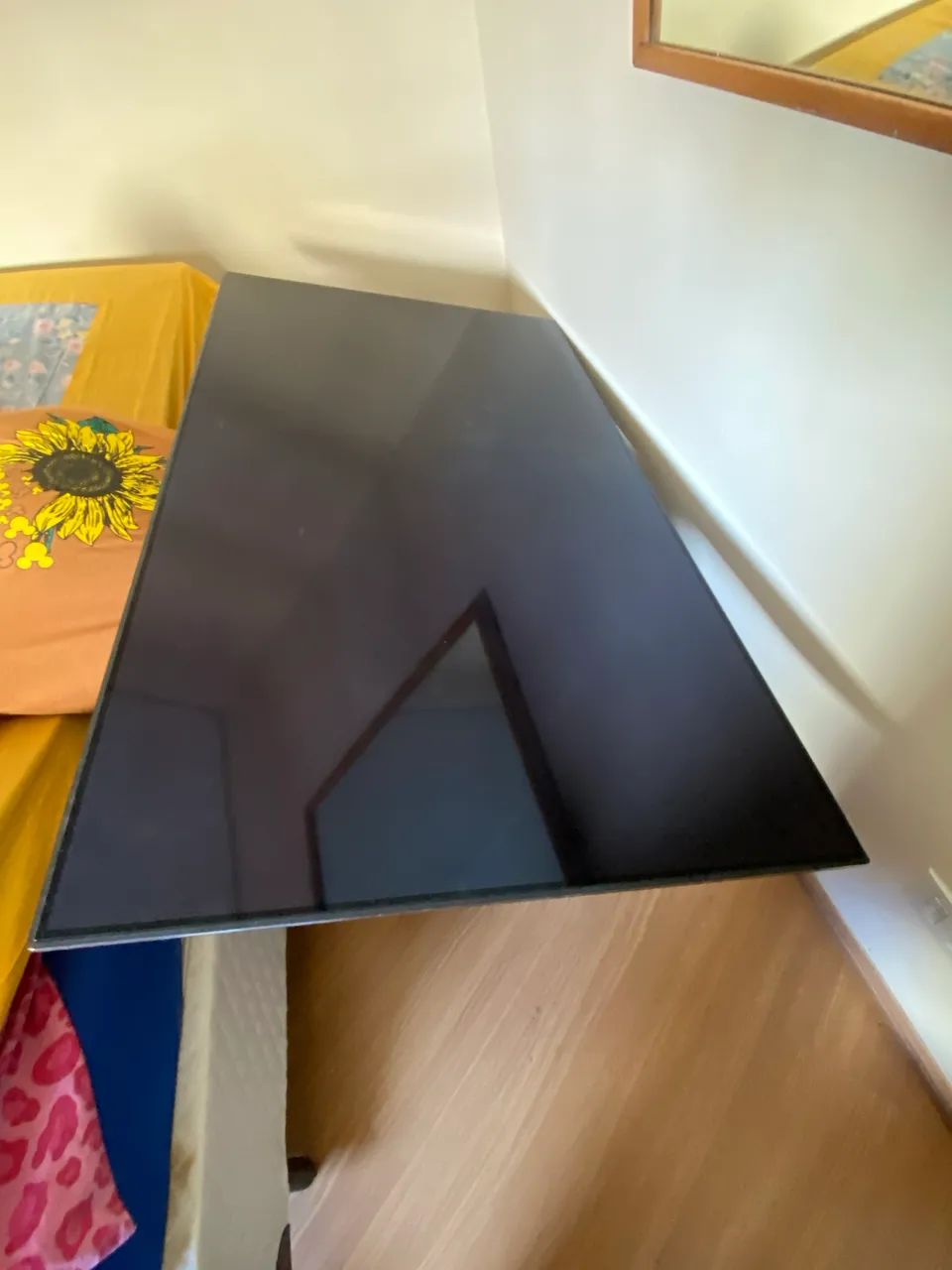 Tv 4K LG 55 polegadas com LCD quebrado