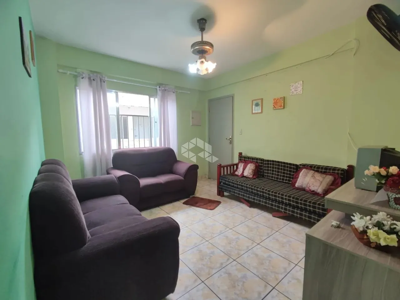 Apartamento a venda na praia grande, bairro ocian, com 2 quartos e 1 vaga.