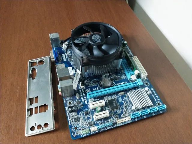 Placa-mãe 1155 Processador Core I3 3240 4gb 1333 Ram Cooler  - Foto 3