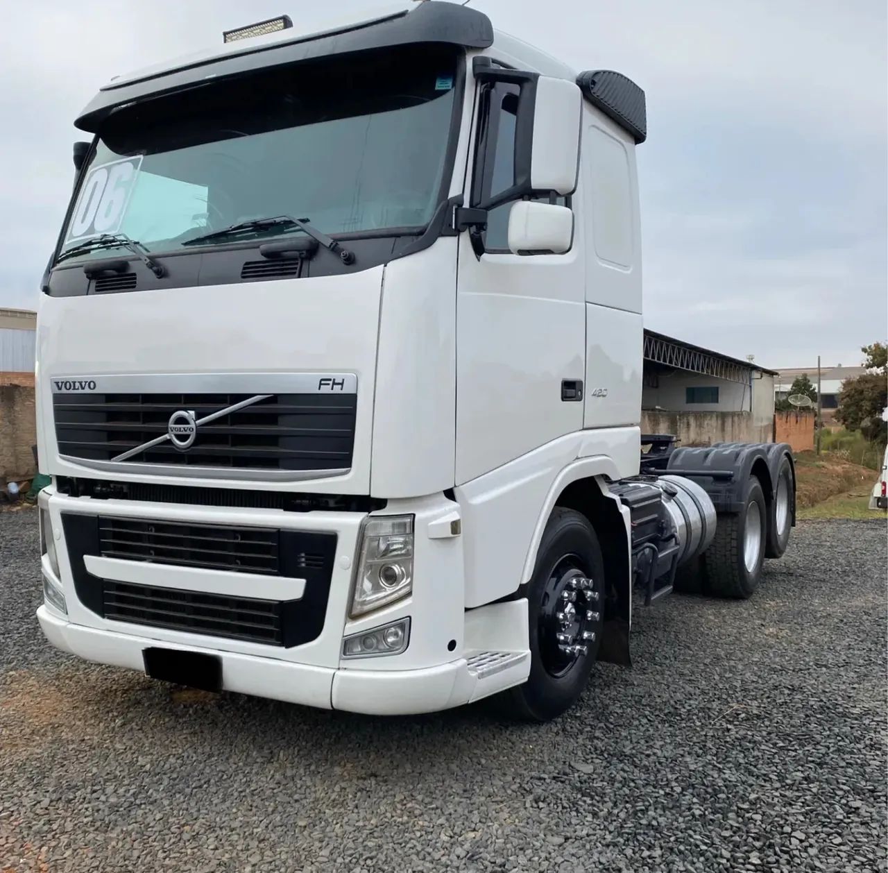 Volvo FH 420  6x2  Ano 2006