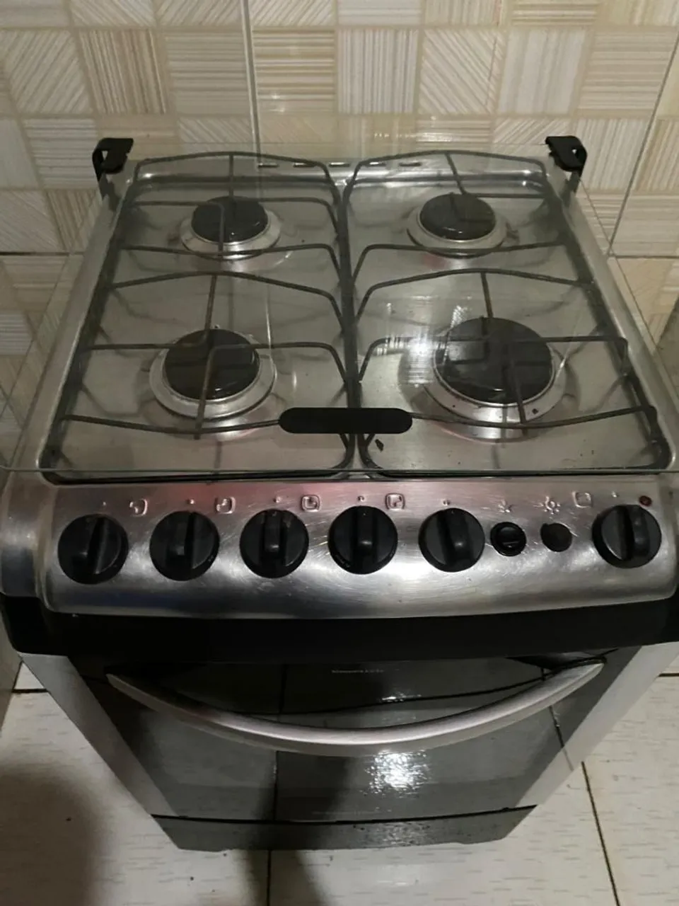 Fogão eletrolux de 4 bocas preto