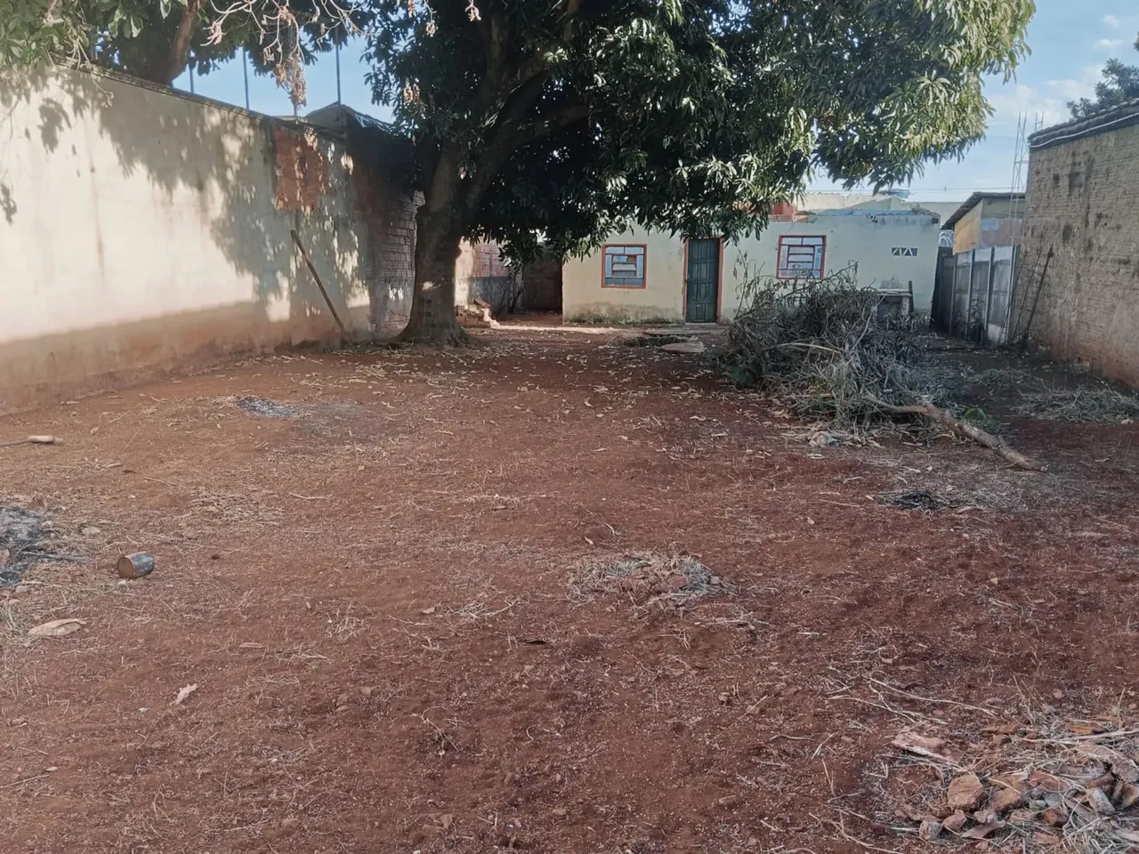 OPORTUNIDADE! Lote/ Terreno de 360m² à venda no Jardim Guanabara por R$ 250.000 Lote à Ven
