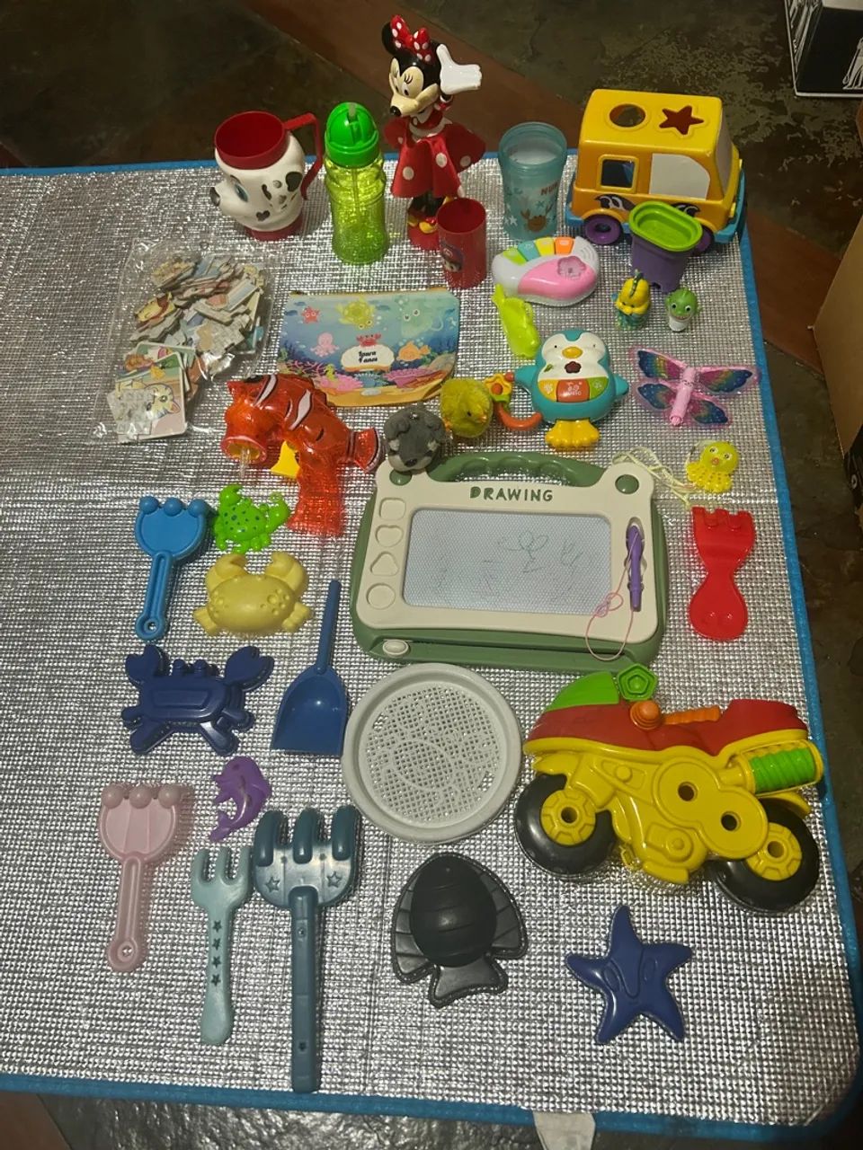 Lote de brinquedos 