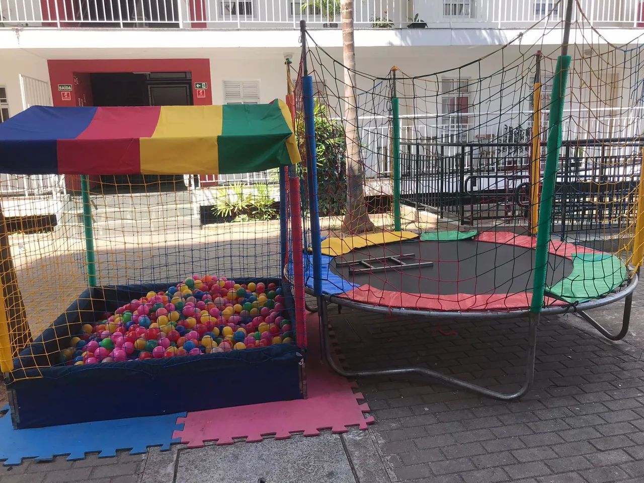Pula pula e piscina de bolinhas para crianças - Foto 4