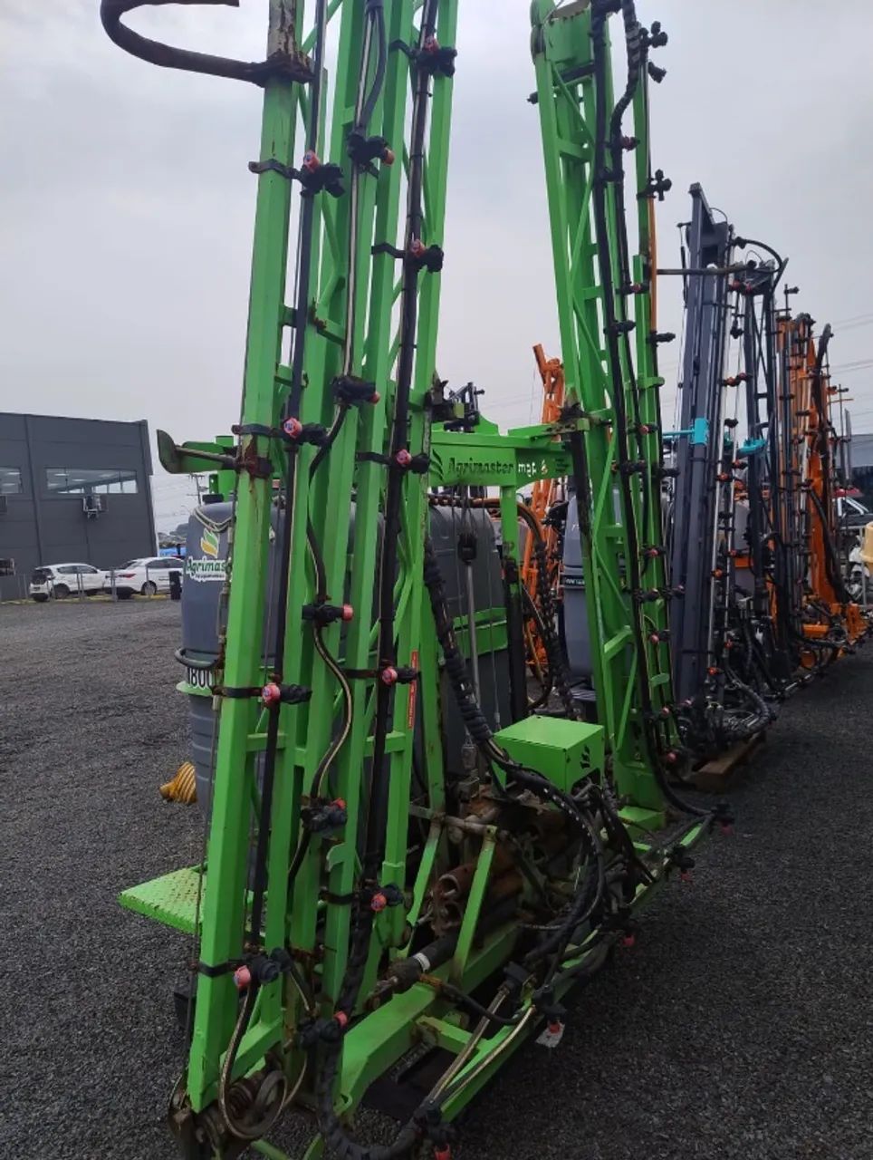 Pulverizador Agrimaster - AGM 800 20, 800 litros. Fabricação 2023 - Foto 2