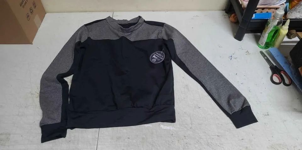Moletom Feminino Felpado - Conforto e Estilo em Cinza ou Preto (P/M) - Foto 2