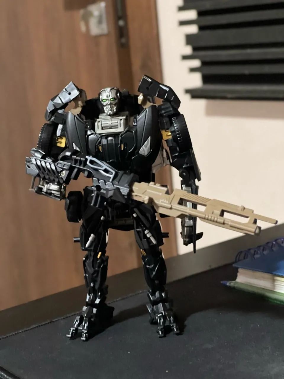 Transformers Lockdown action  20 cmm - Foto 2