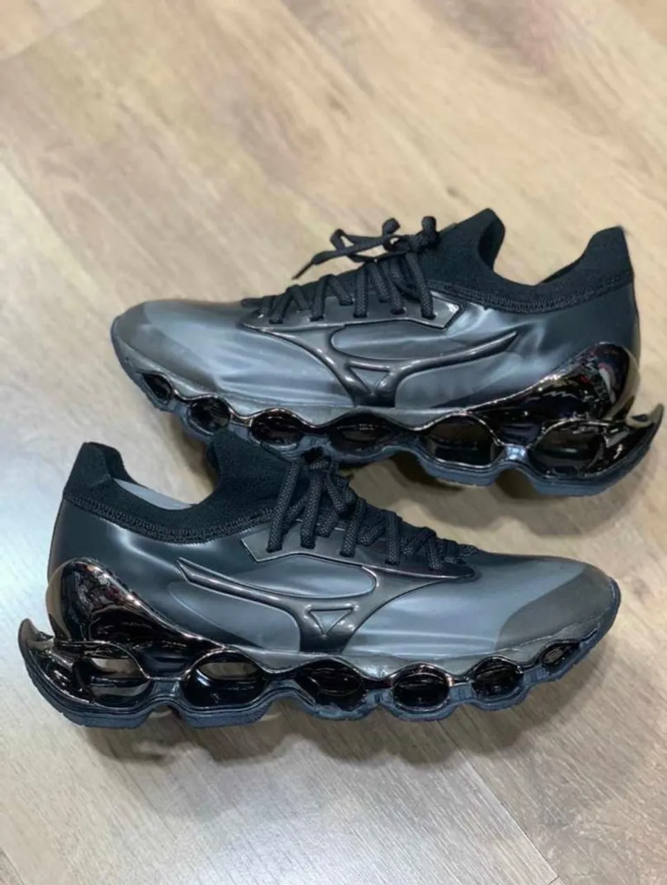Tênis Mizuno Wave Prophecy Sorayama