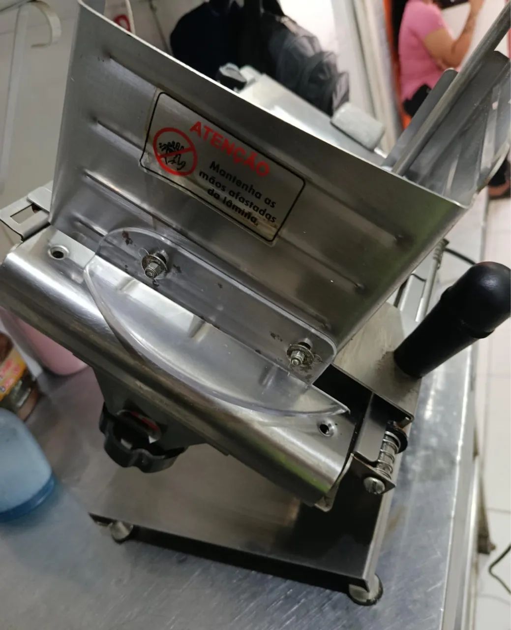 Fatiador de Frios Bermar BM06 - Lâmina 202mm - Bivolt - Excelente Estado! - Foto 4