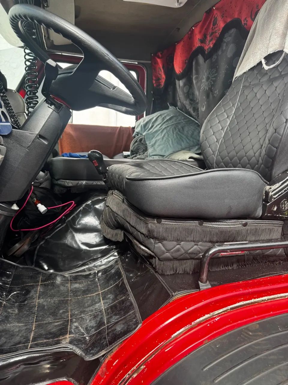 Caminhão Truck 13/180 Ano 2002 - Foto 11