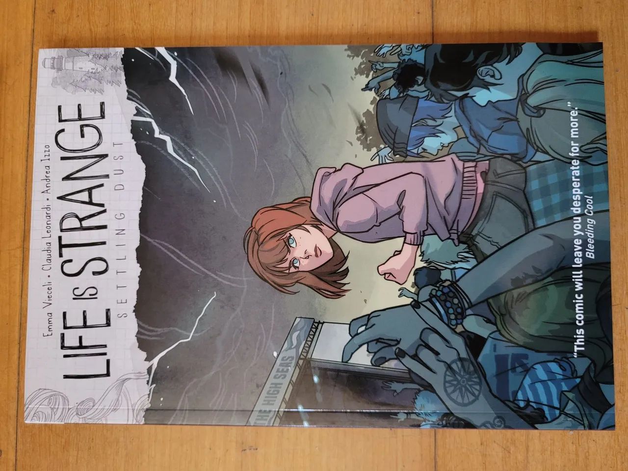 Coleção de Quadrinhos - LIFE is STRANGE 6 volumes - Livros e