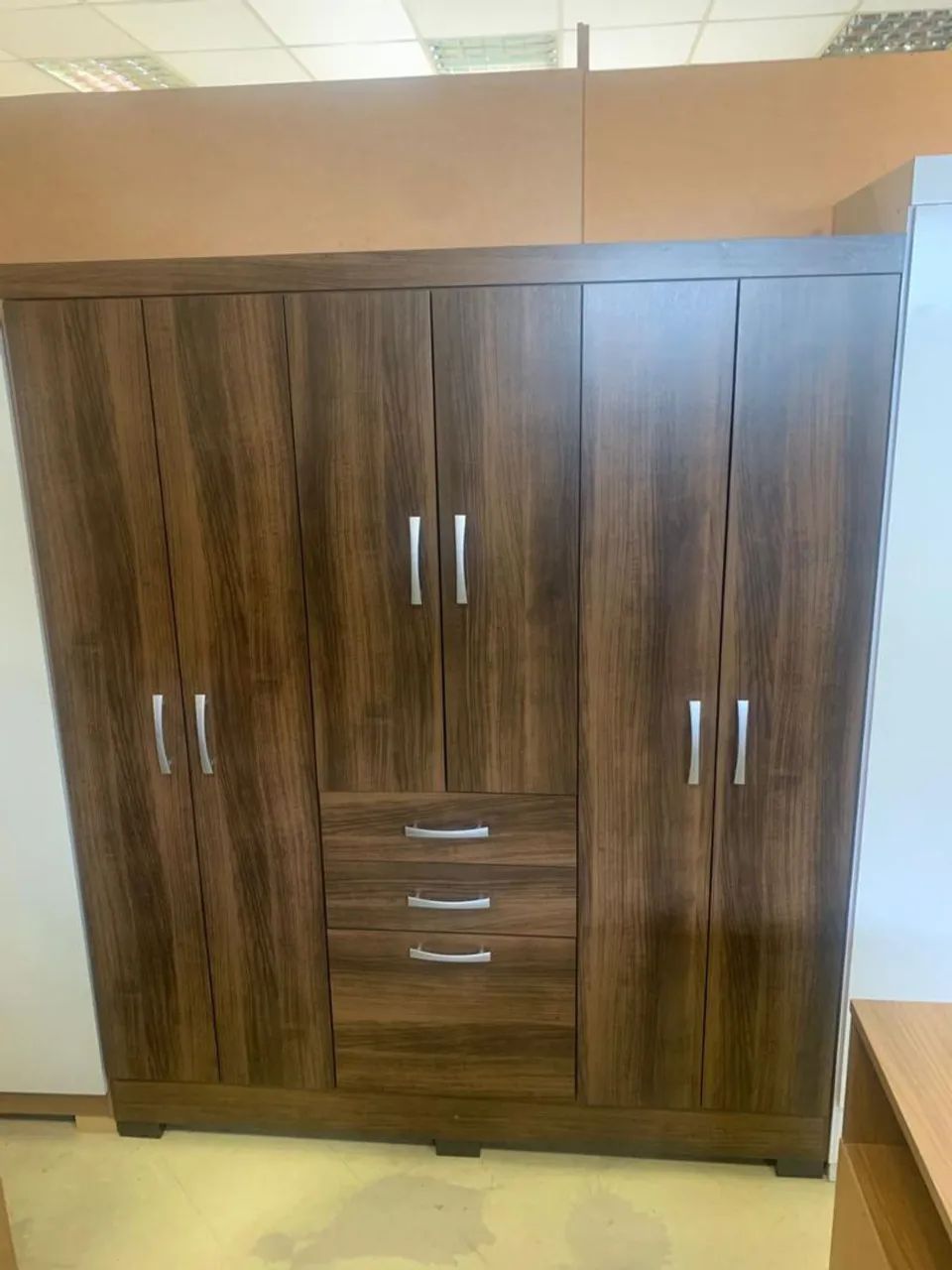 GUARDA ROUPA 7 PORTAS  - Foto 2