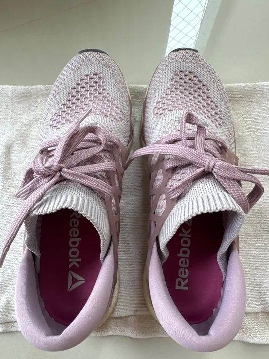 TÊNIS REEBOK FLOATRIDE TAMANHO 40 ROSA CLARO - Foto 3