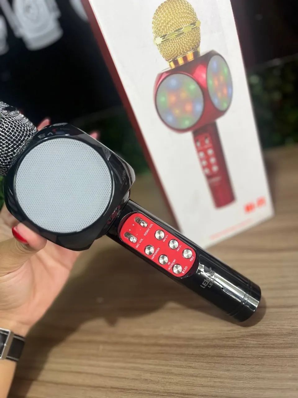 Microfone com Karaokê LELONG LE-915 - Foto 2