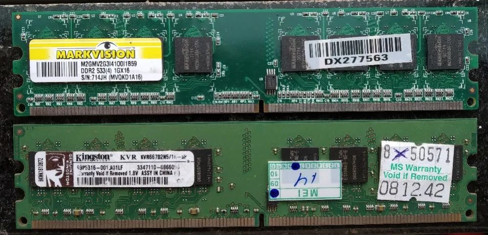 Memória RAM DDR2 2GB (2x 1GB) - Ótimas para PCs antigos!