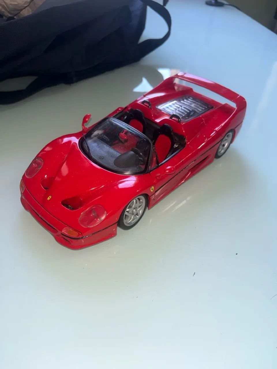 Ferrari F50 Spyder Modelo de Carro