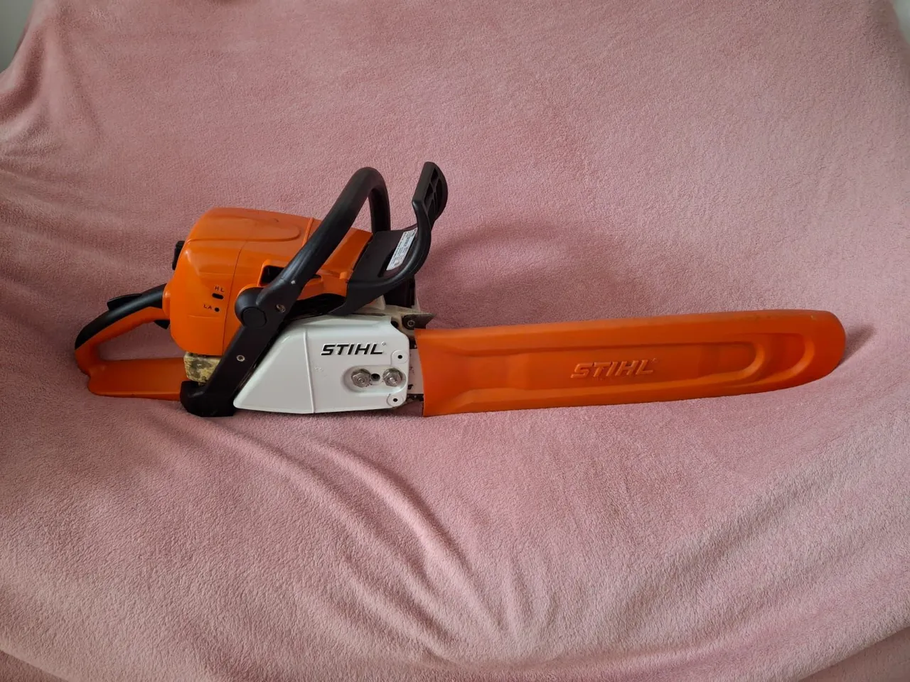 Motosserra STIHL a Gasolina - Potência e Eficiência!