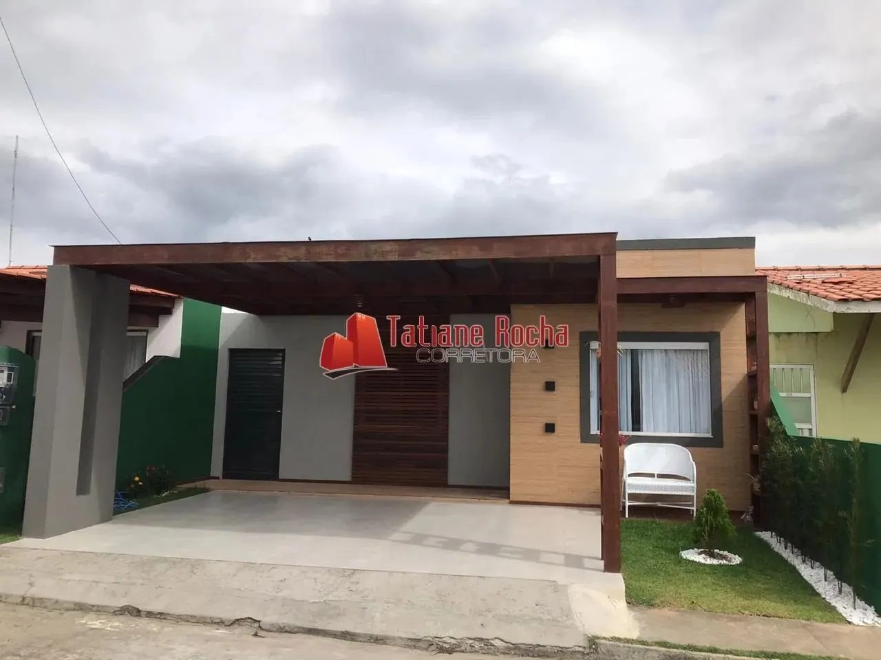 Vendo excelente casa no Condomínio Alegria II