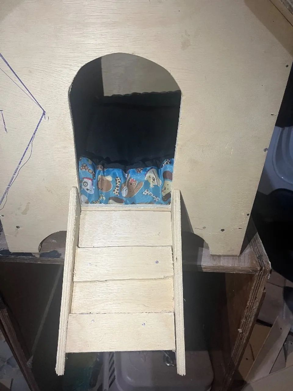 Casinha pra cachorro de porte pequeno tipo Pinscher  - Foto 3