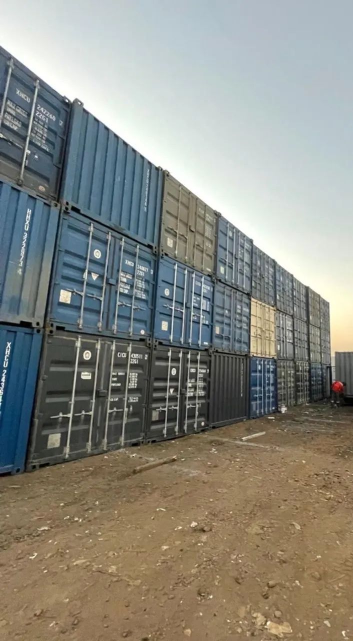 Vende-se container marítimo 