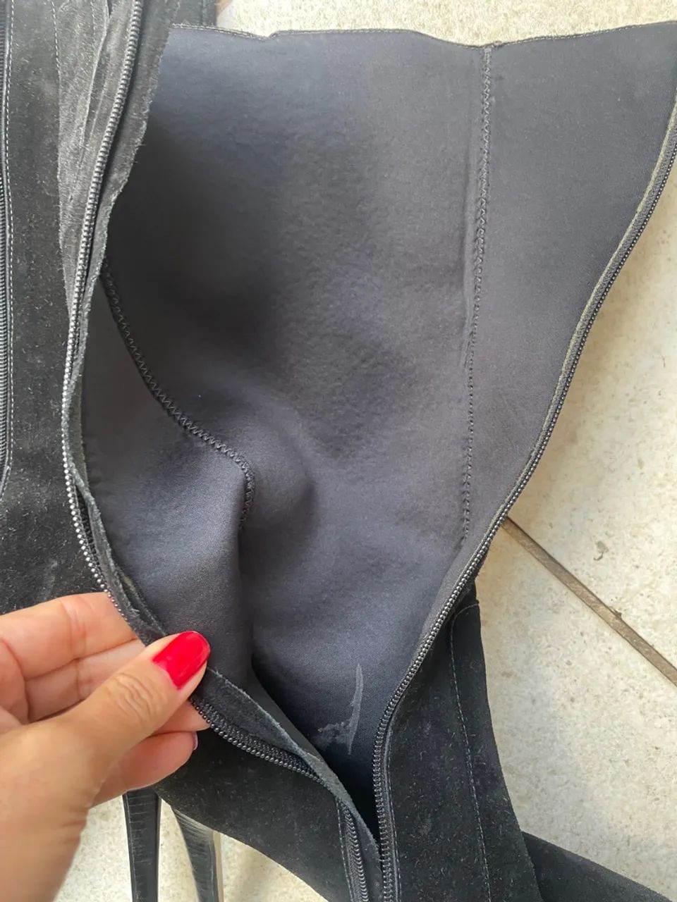 Bota camurça preta da preto n 36 - Foto 4