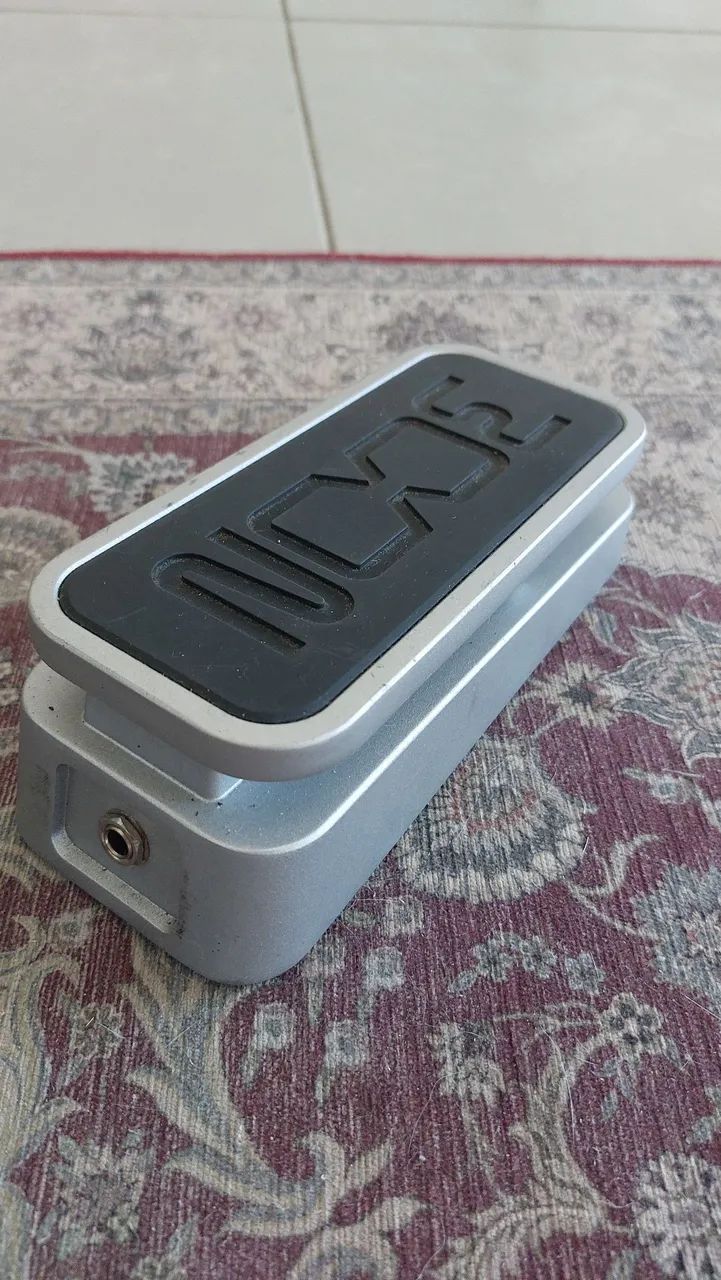 Pedal de expressão Zoom fp-02